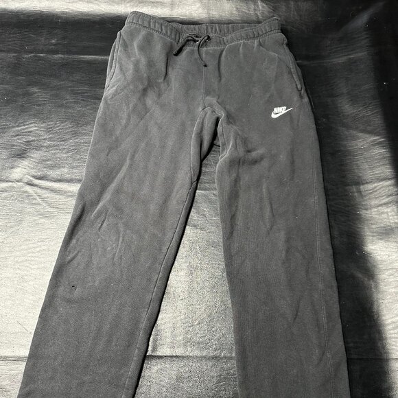 Nike Sweatpants – Straight Fit - Picture 1 of 4